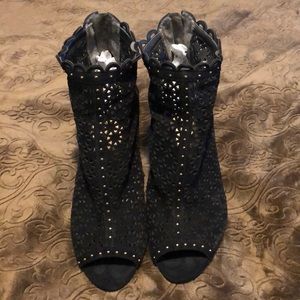 Marc Fisher peep toe